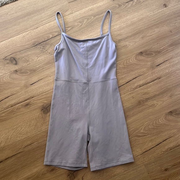 Aritzia Pants - Aritzia wilfred divinity romper